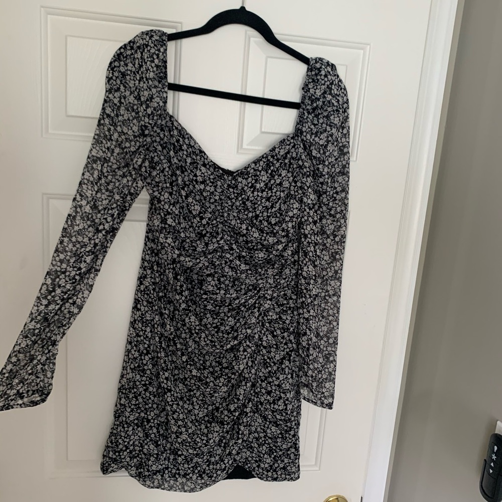 Astr The Label Long Sleeve Dress